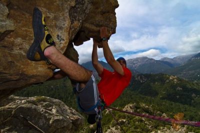 Arrampicata nella valle del Travo